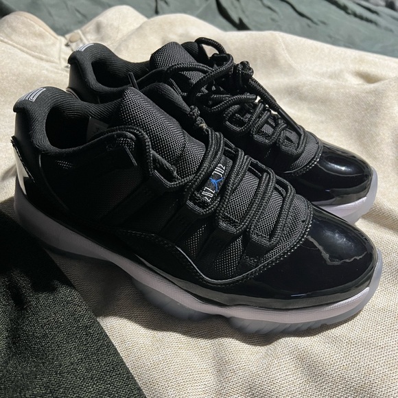 Jordan 11 Space Jam low Size Gs